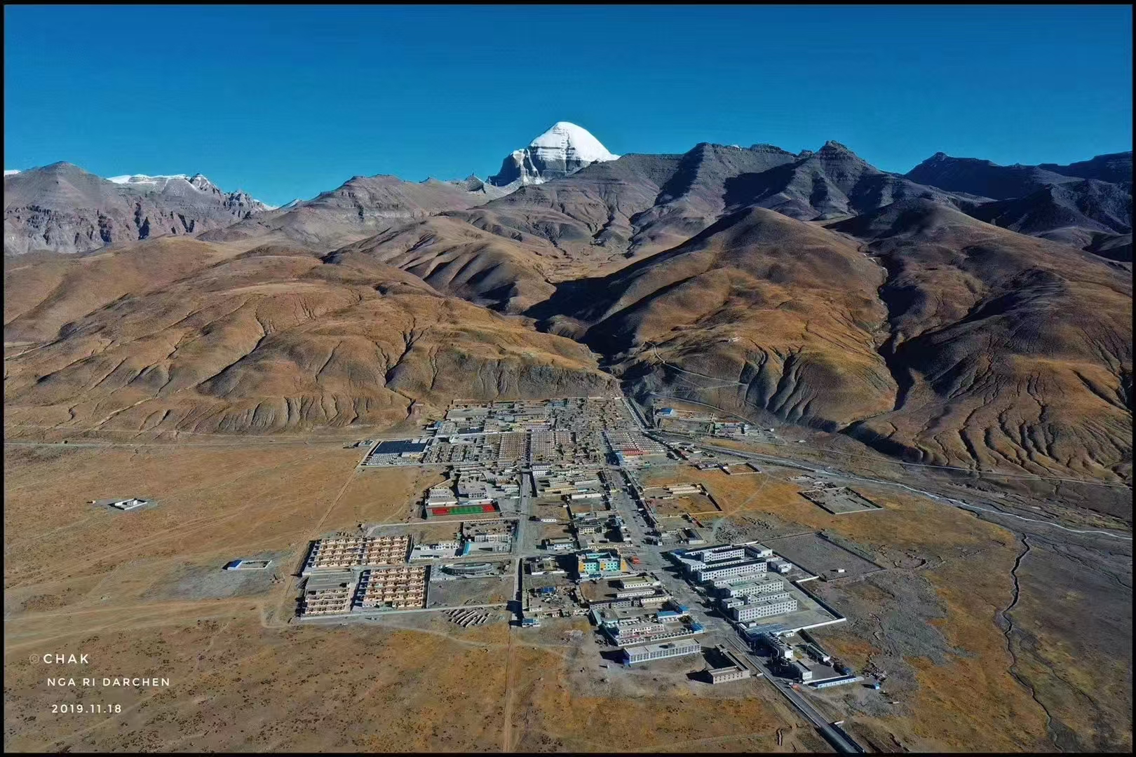 塔爾欽全貌.1mp4.jpg